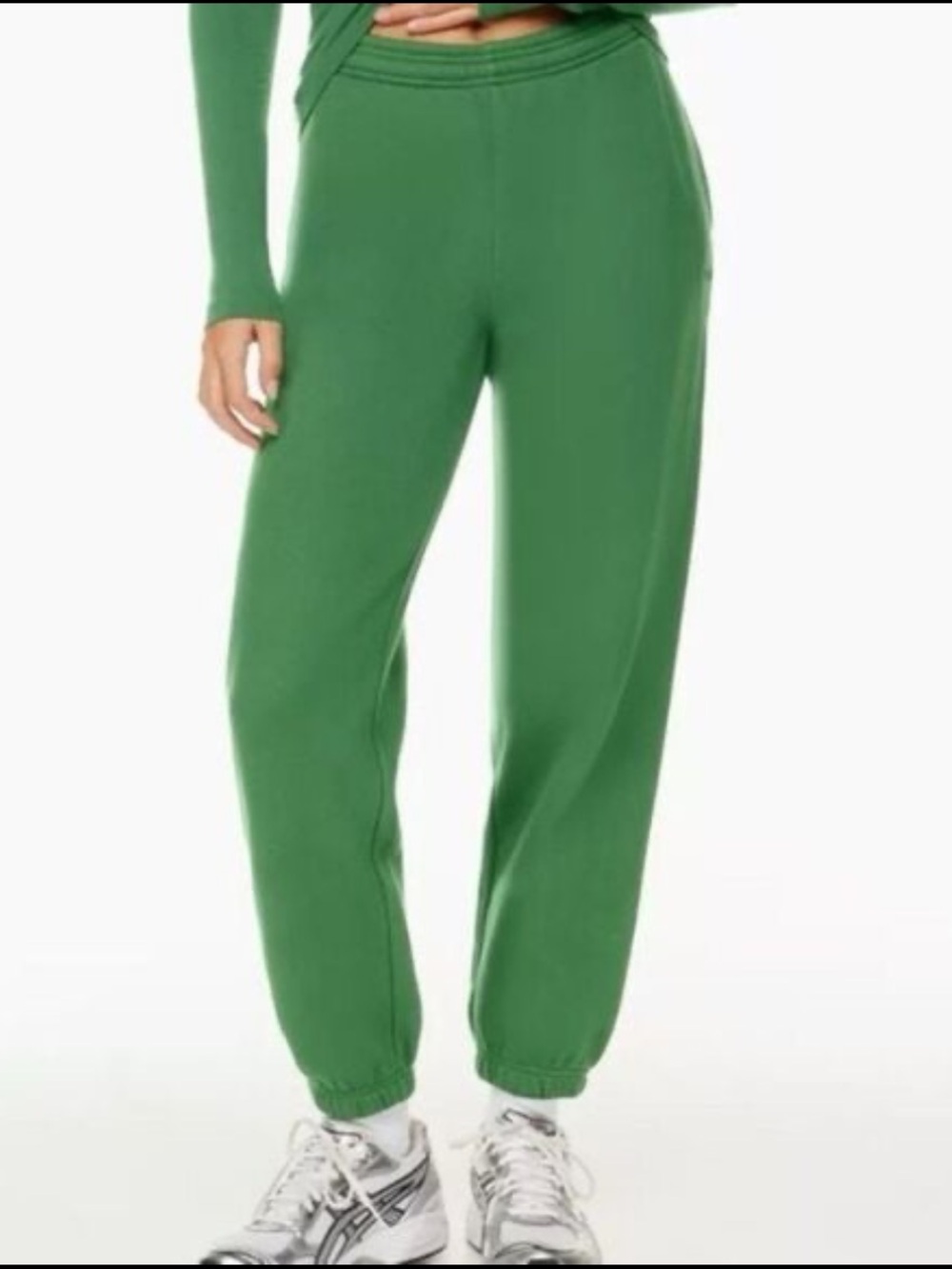 Aritzia TNA Airy Fleece Boyfriend Basic Sweatpant